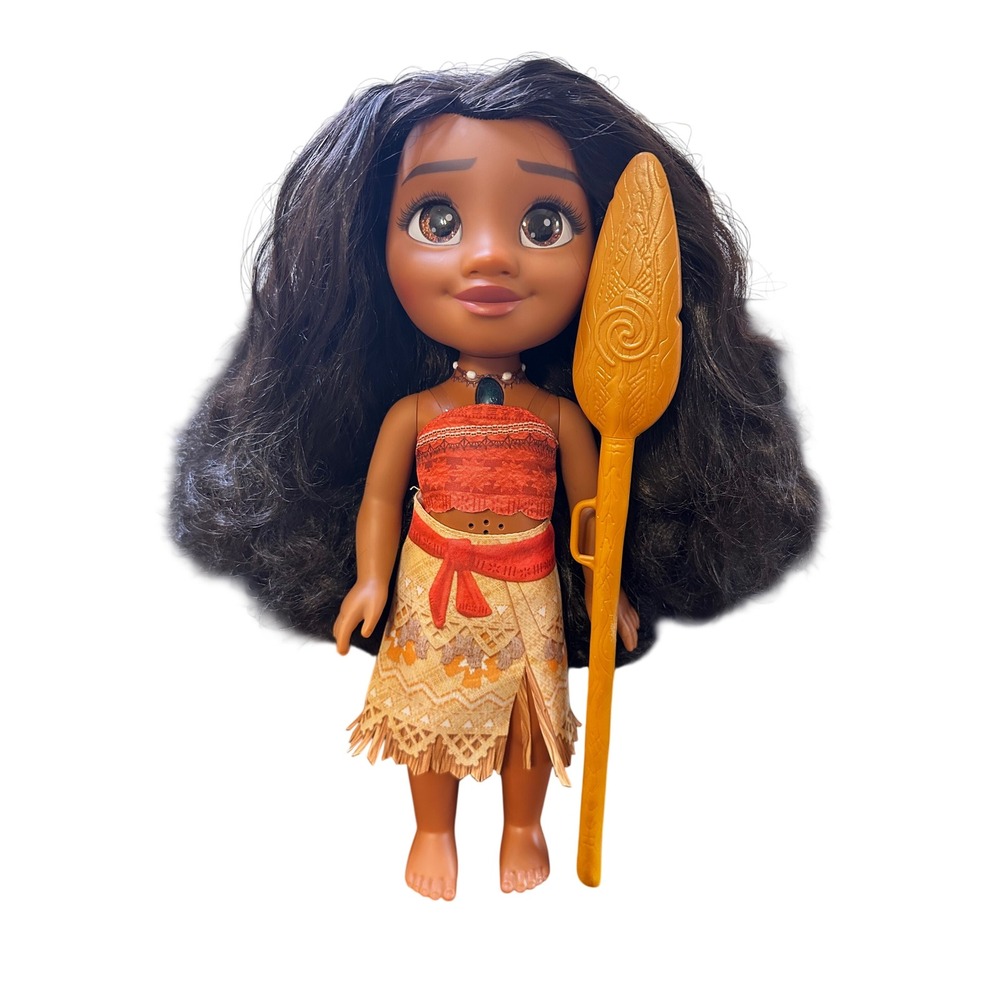 Disney Moana Talking Toddler Doll with Oar Accessory and Heart of Te Fiti WORKS